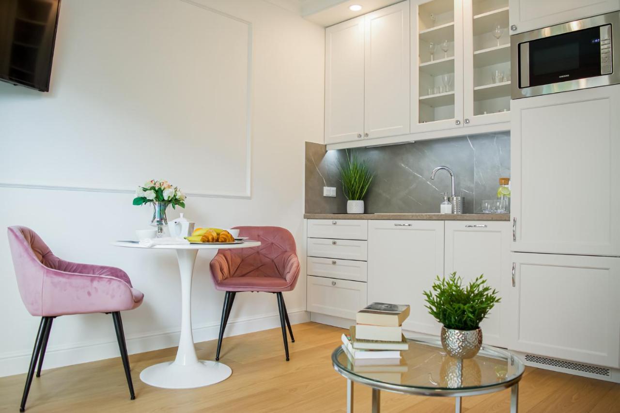 Warsaw Seasons By Alluxe Boutique Apartments Varsóvia Exterior foto